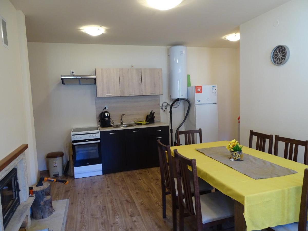 Apartment Darsi 潘波洛沃 外观 照片